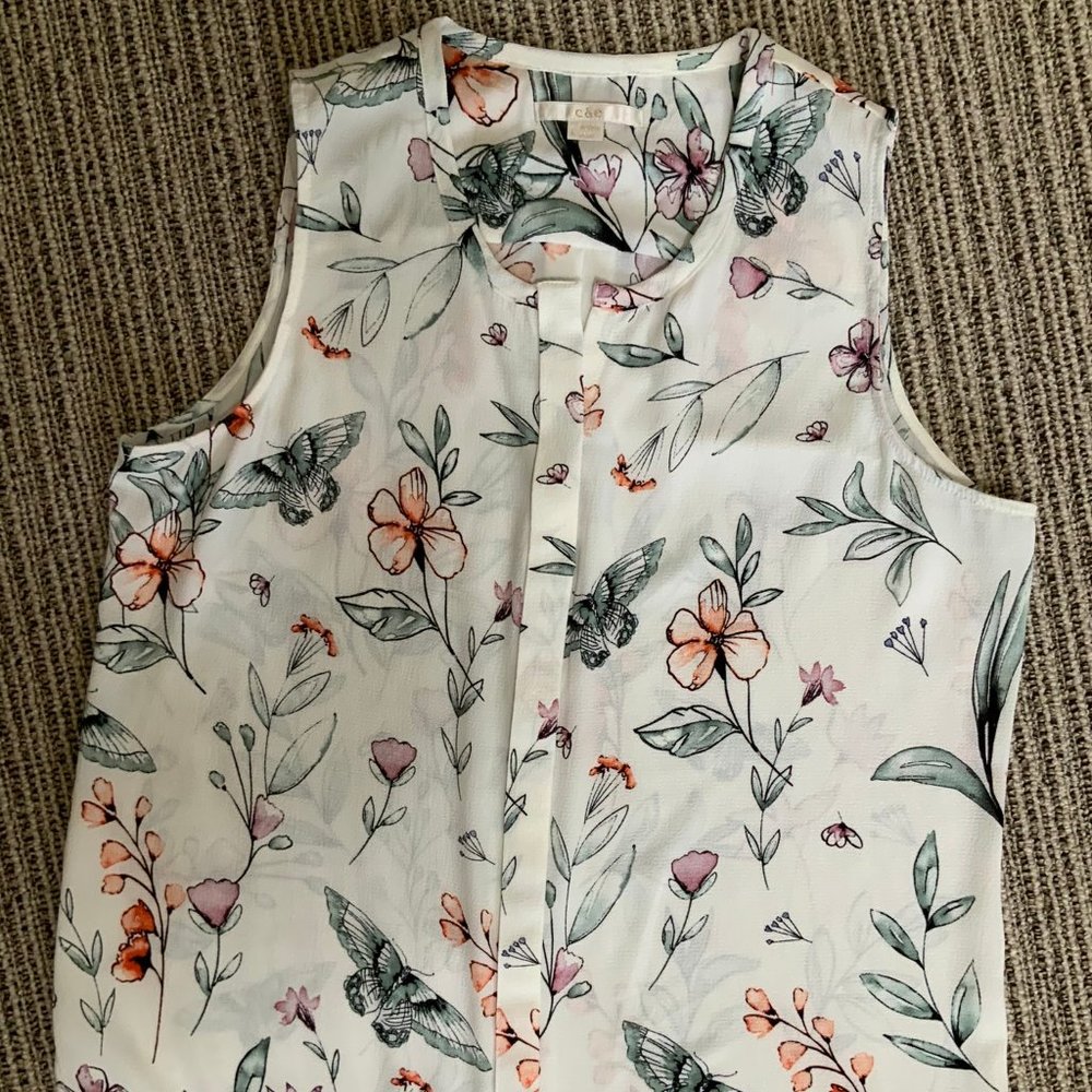 c & e Sleeveless Blouse